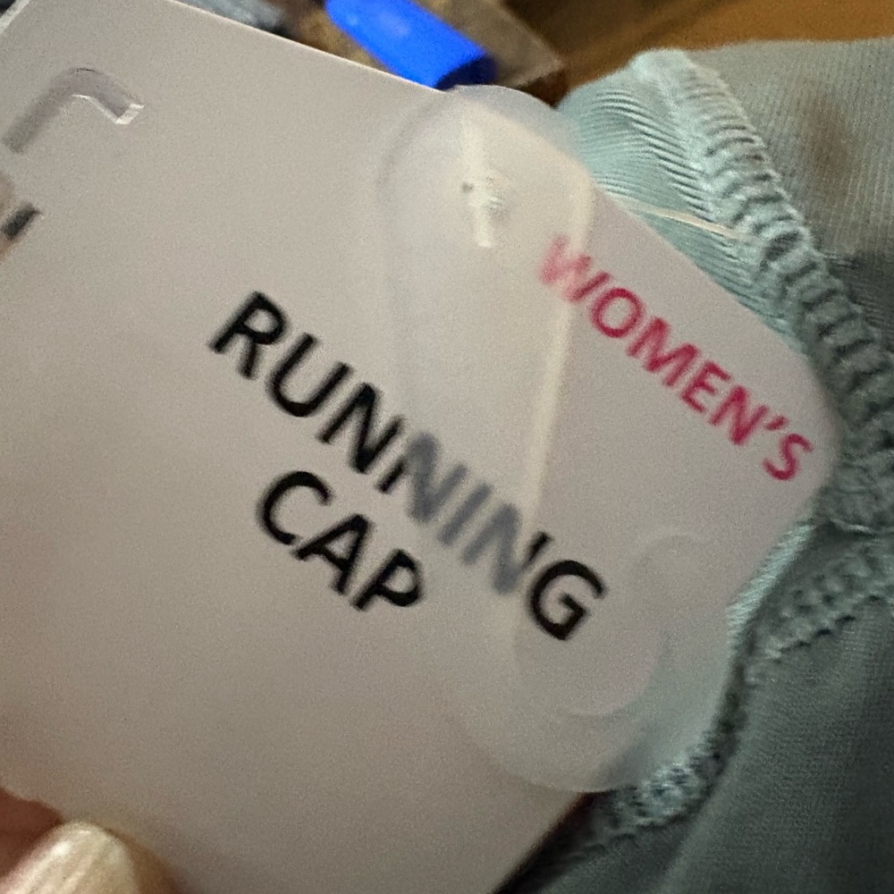 lululemon running Gray Hat NWT - Picture 5 of 12